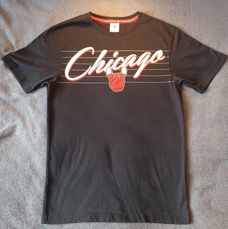 Chicago Bulls T-Shirt - (M) - Cayler & Sons Original