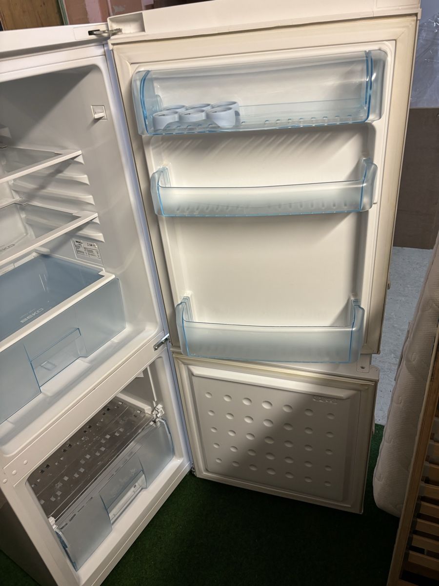 Kühlschrank: Kühlschrank mit kleine Kühltruhe  – Gebraucht aus Zug von Deks 4