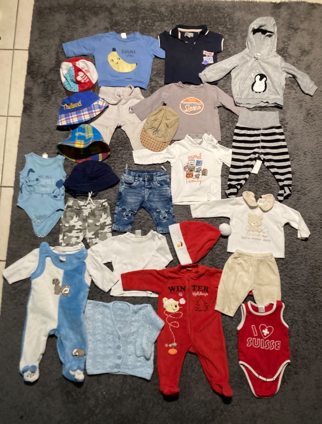 Kleiderpakete & -sets: Lot habits bebe – Gebraucht aus Chancy von dia_tb2t