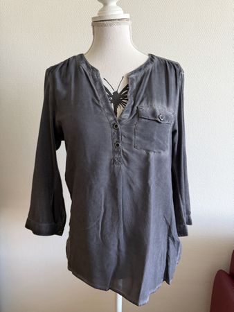 Schicke Bluse in Anthrazit von Q/S Grösse 36