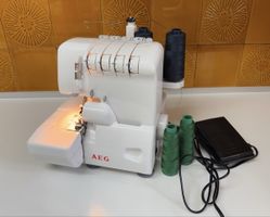 Overlocknähmaschine AEG