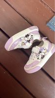 Mädchen Turnschuhe Gr. 23 mit Minnie und Daisy Motiv