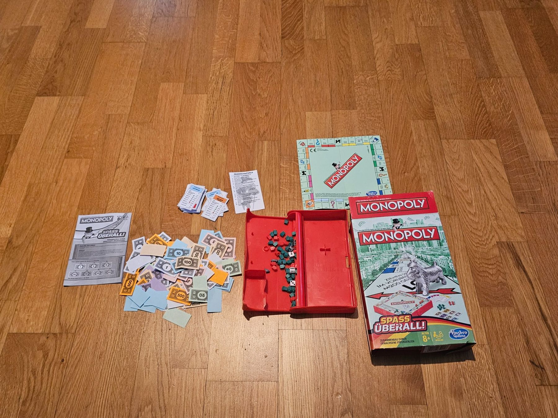 Hasbro Giochi: Monopoly -Reiseformat Brettspiel – Usato da Birmensdorf ZH venduto da eva_9hvs