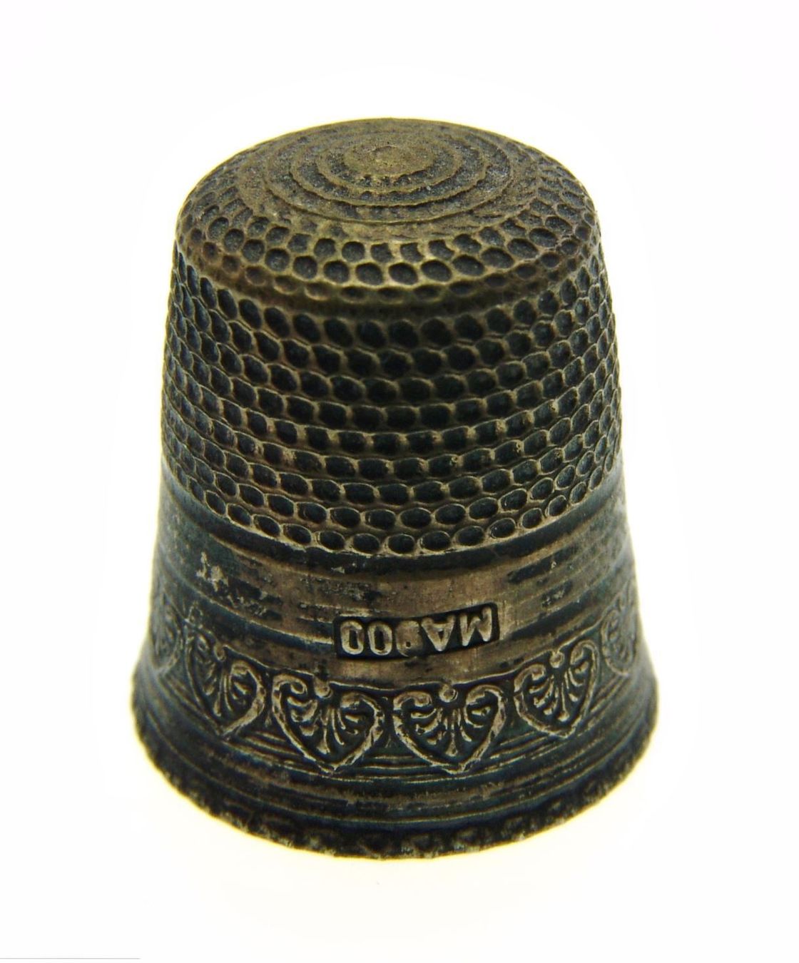 Ditali: alter gebrauchter Fingerhut 900 Silber – Usato da Langenthal venduto da Sherkaan 2