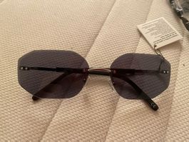 90s retro black sunglasses