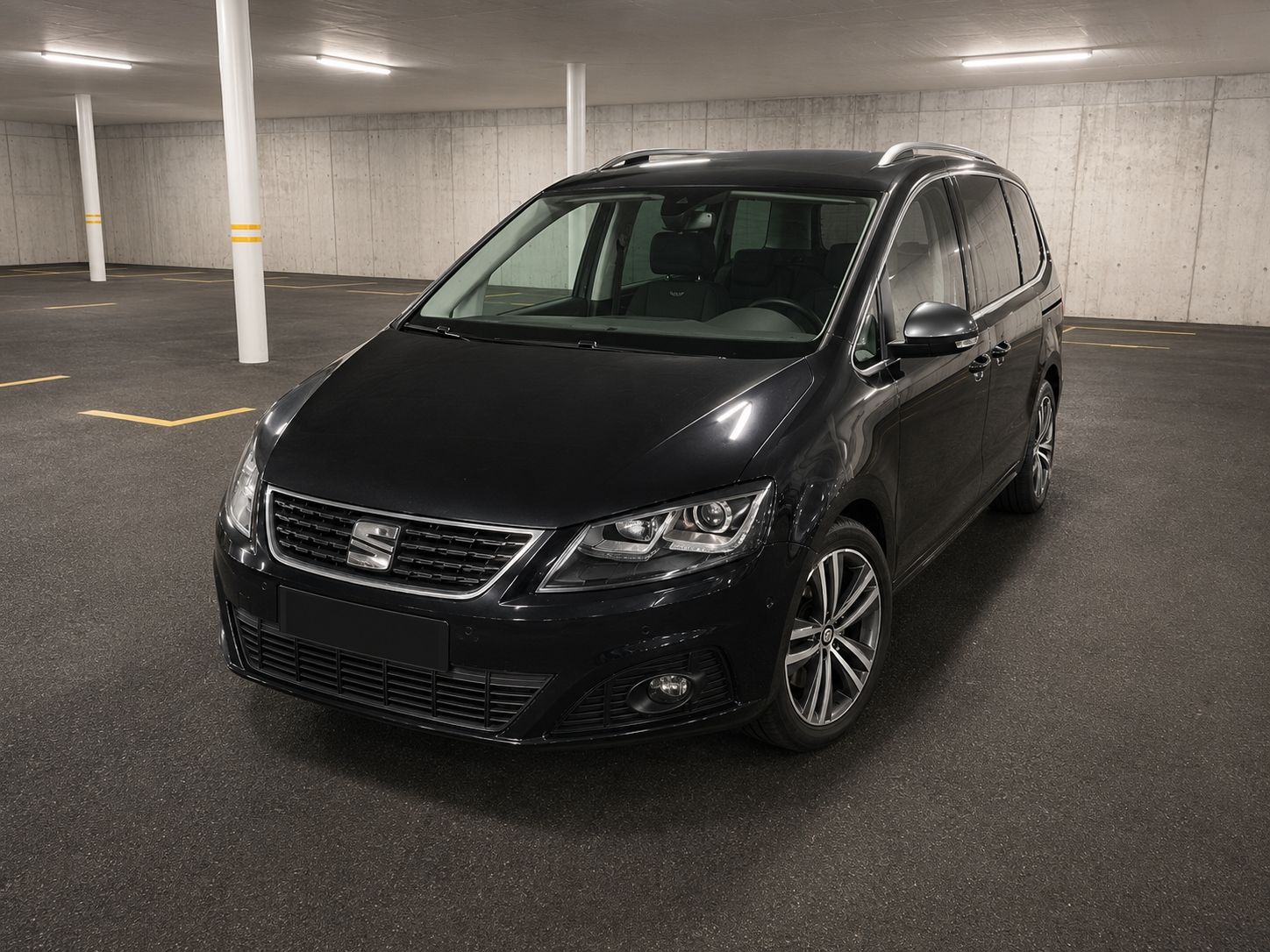 Seat Autos: seat alhambra – D'occasion à Gudo par sup_lgy7