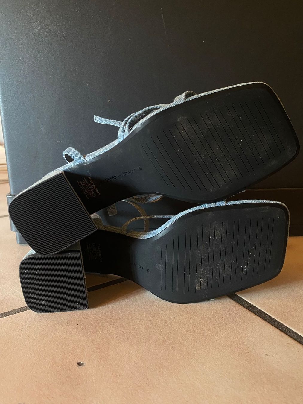 Pull&Bear Chaussures femmes: Pull & Bear Jeans Sandalen mit Blockabsatz – D'occasion à Delémont par sedlas 6