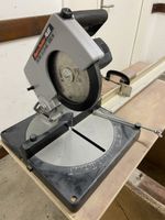 Black & Decker Plus Kappsäge SR 700 1050 W
