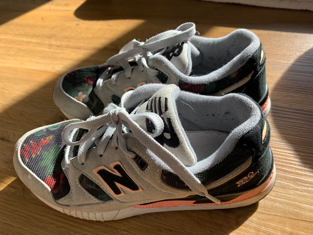 Turnschuhe, Sneakers New Balance, Grösse 36, farbig Kaufen auf Ricardo