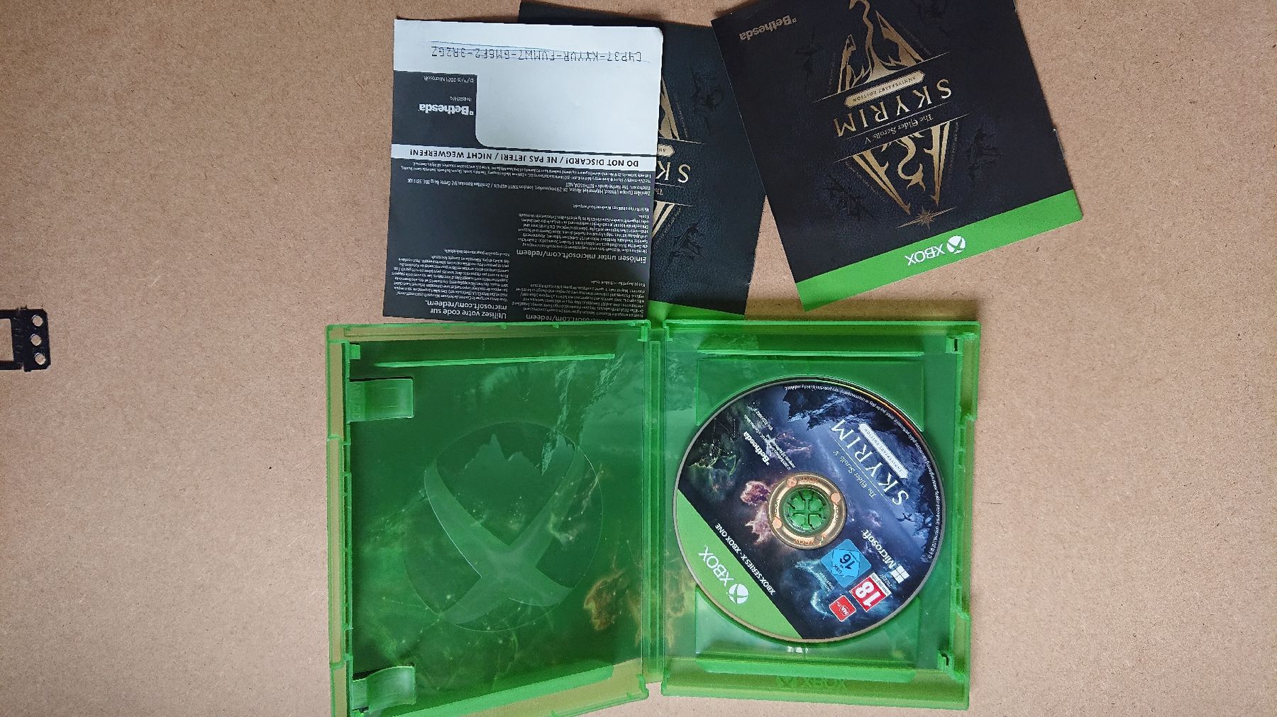 Giochi: Skyrim Anniversary Edition Xbox one & Series X – Usato da Chur venduto da FreakofRarity 2