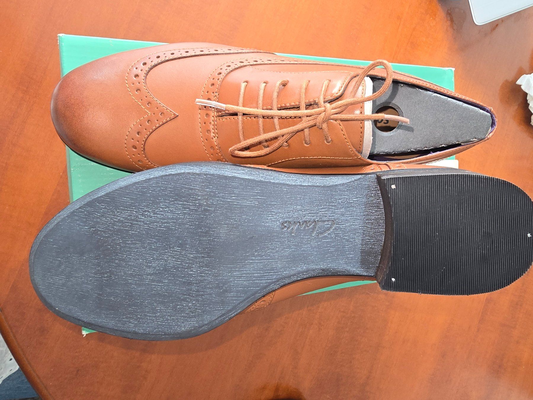 Clarks Scarpe da uomo: CHAUSSURES CUIR MARQUE CLARKS NEUVES – Nuovo e nell'imballaggio originale da CORGEMONT venduto da hoodoo2007 1