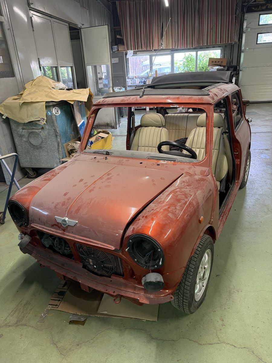 Autos: Mini Cooper Projektfahrzeug restauriert – D'occasion à Büsserach par markaz