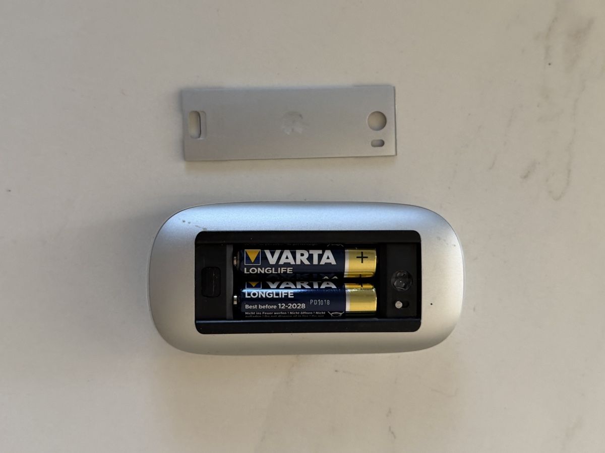 Apple Mouse: Apple Magic Mouse Bluetooth – Usato da Zofingen venduto da giu_p72q 2