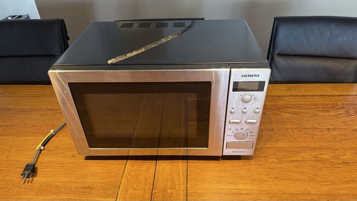 Siemens Elettrodomestici da cucina: Microwelle Siemens  – Usato da Murten venduto da luk_tz5c