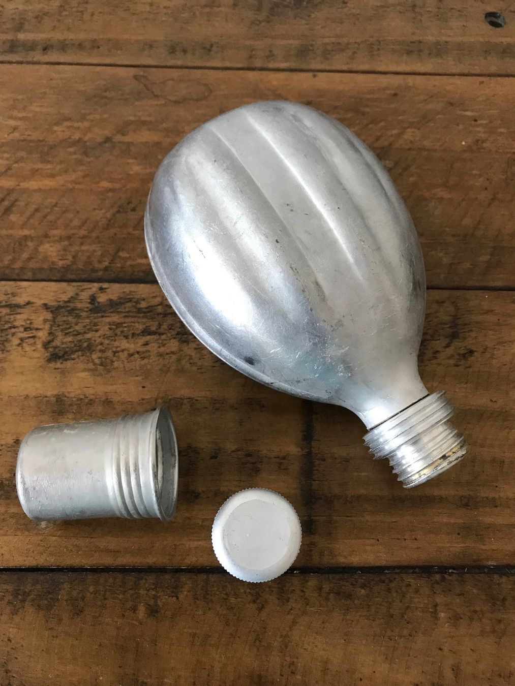 Attrezzatura & Pezzi di ricambio: Aluminium Fläschchen – Usato da Rapperswil SG venduto da cosiba01 2