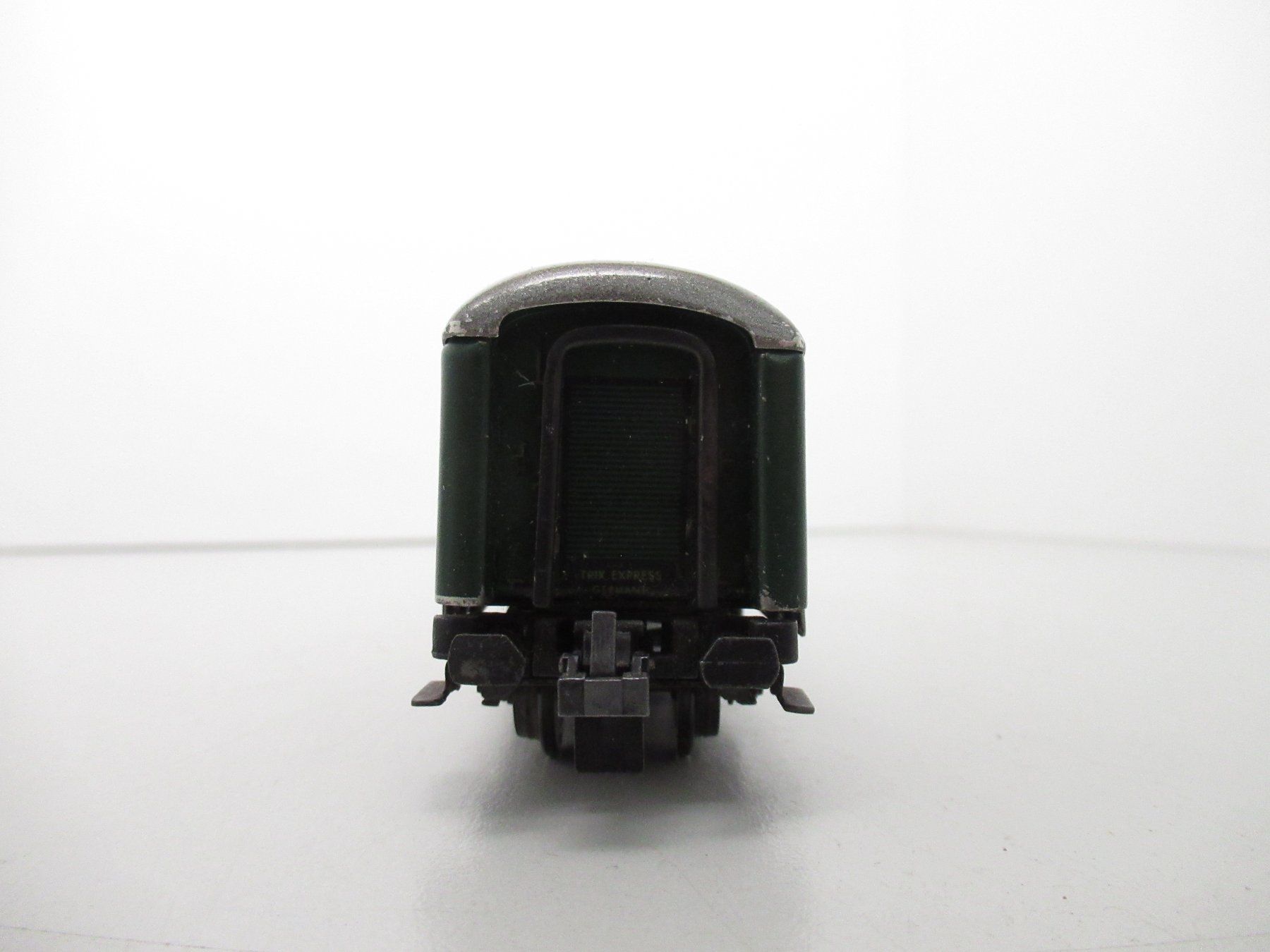 Trix Modellini di ferrovie: Trix Express Packwagen der Deutschen Bundesbahn DC 3-Leiter – Usato da Basel venduto da mhmarken 2