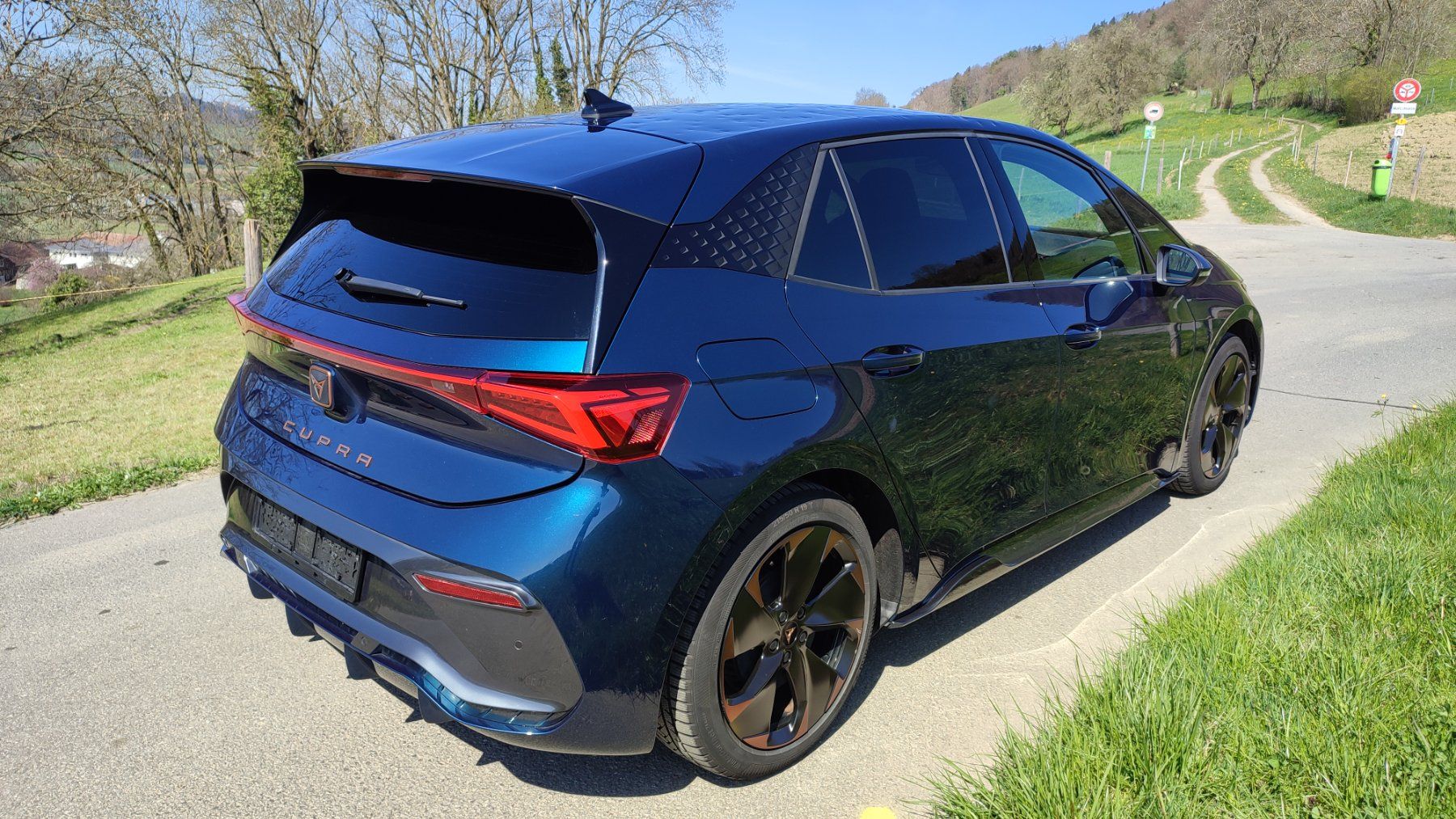 Cupra Automobili: CUPRA Born 150kw 58kwh – Usato da Reinach AG venduto da GarageDenis 3