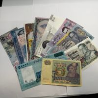 Lot 10 Stück Banknoten UNC