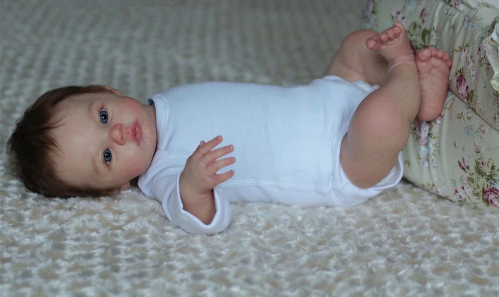 Reborn Babypuppe aus Silikon 45cm | Kaufen auf Ricardo