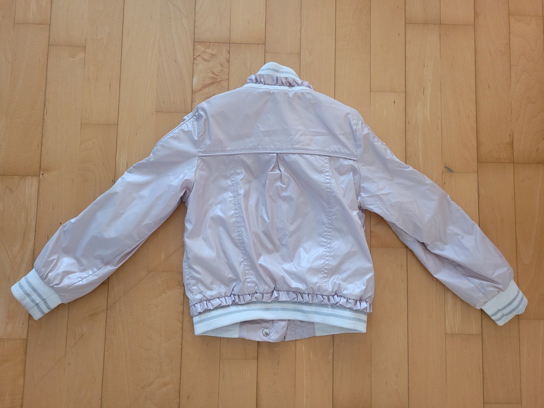 Geox Giacche & Cappotti: Jacke Geox Mädchen Gr.104/110 – Usato da St. Margrethen SG venduto da SamusAran 3