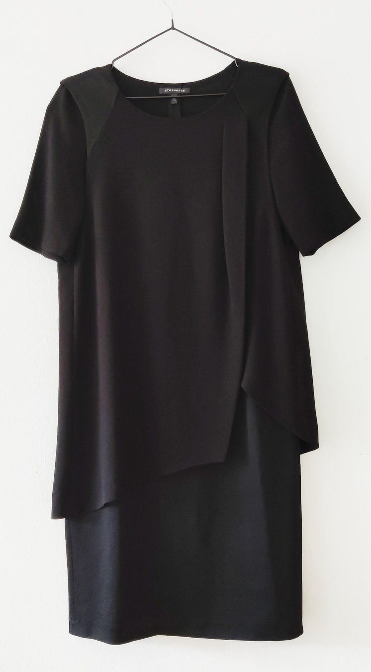 Strenesse Kleider: STRENESSE Etui-Kleid Schwarz Gr.34 – Gebraucht aus Winterthur von Lotusherz 1