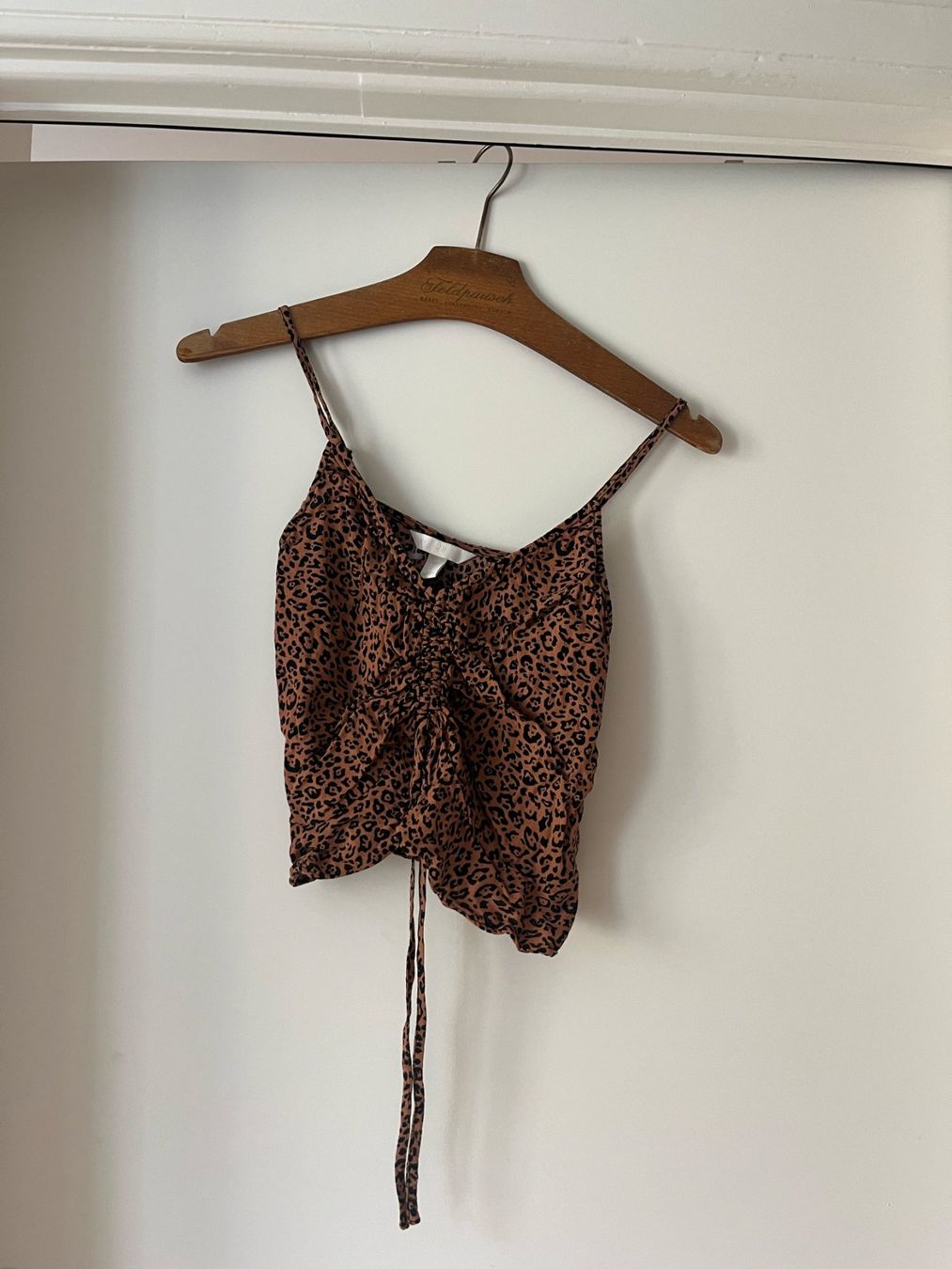 H&M Camicette: Blüschen mit Leo-Print – Usato da Zürich venduto da Staehli88