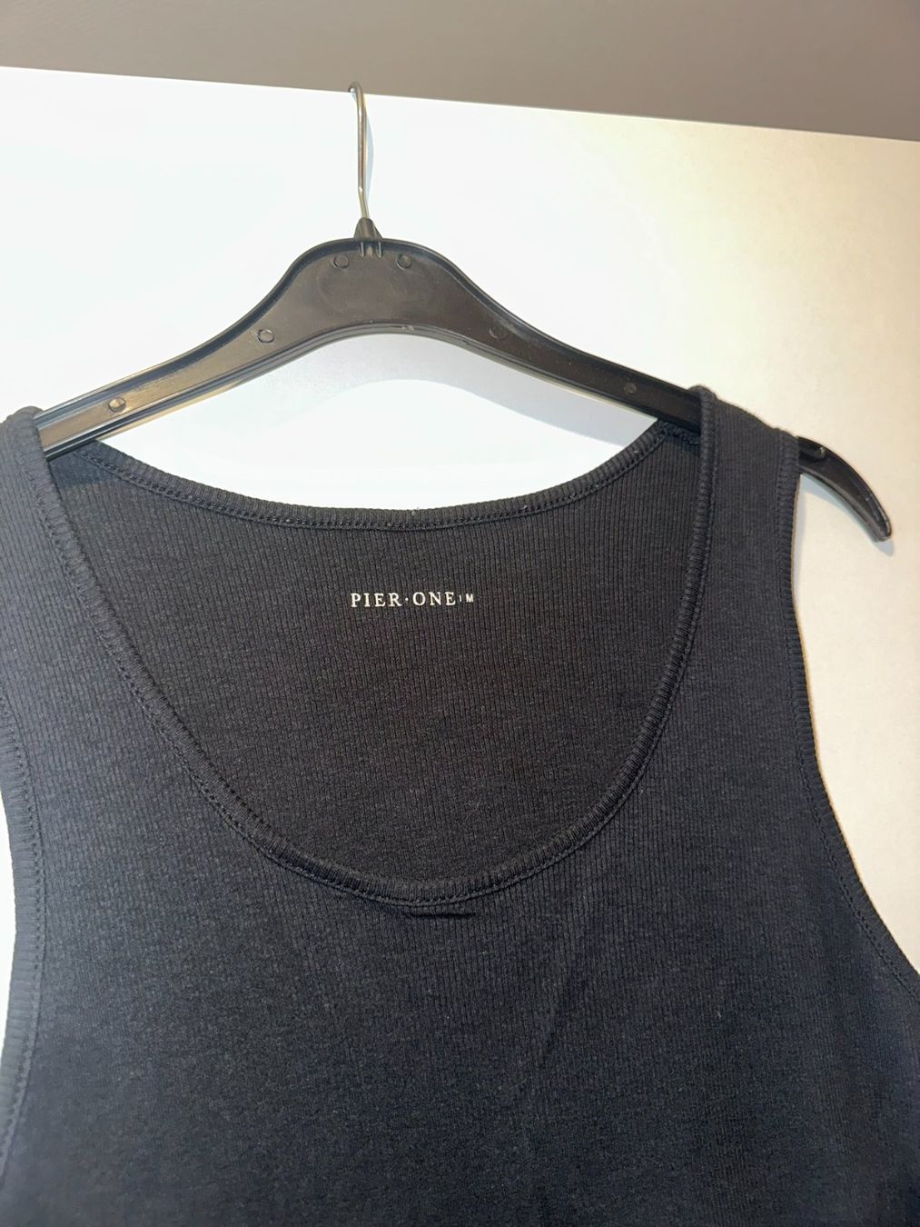 Top: Top pier one Grösse M schwarz – Nuovo (secondo la descrizione) da Oftringen venduto da tola19 1