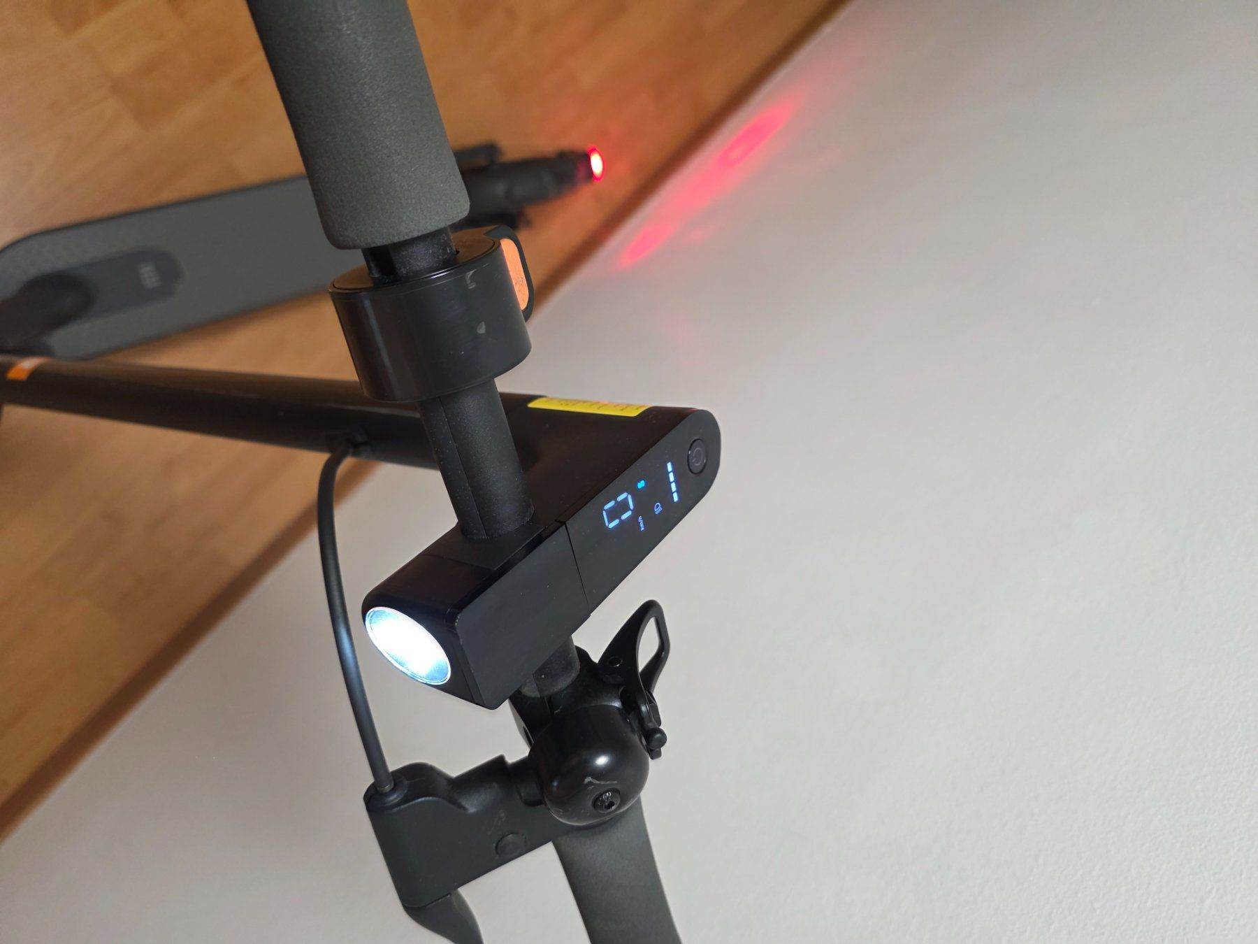 Veicoli elettrici: Xiaomi Elektro-Scooter – Usato da Sirnach venduto da Remy_71 6