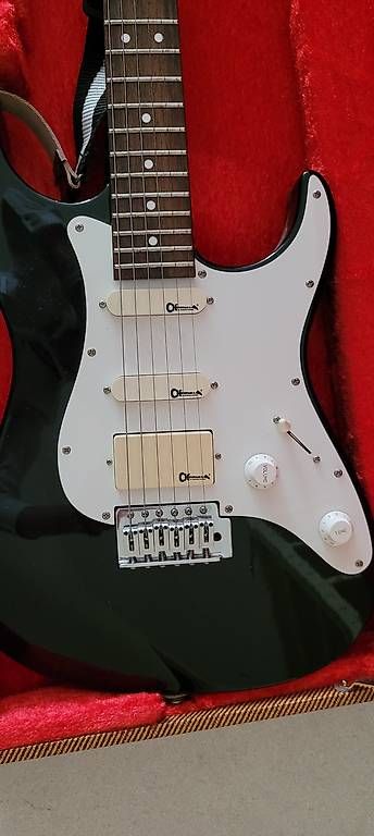 Strumenti musicali: Super E Gitarre Charvel CX290 Inkl Case – Usato da Kloten venduto da sbo_n2th 1