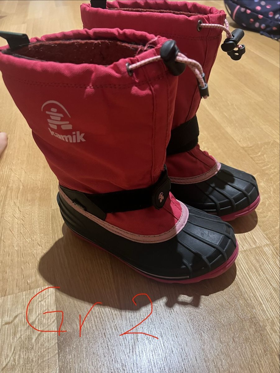 Kamik Chaussures garçon: Kamik Winterschuhe GR 2  – D'occasion à Rüschlikon par SissiA79