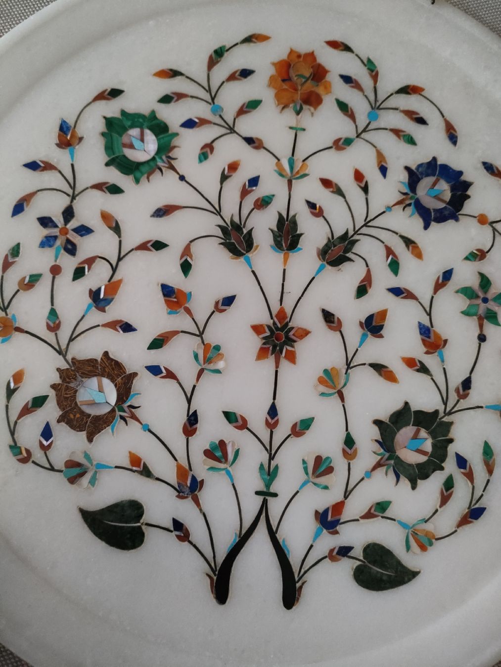 Vasi & Recipienti: Vase und Teller mit Edelsteinen, Indien – Nuovo (secondo la descrizione) da Bern venduto da Lidia.5 2
