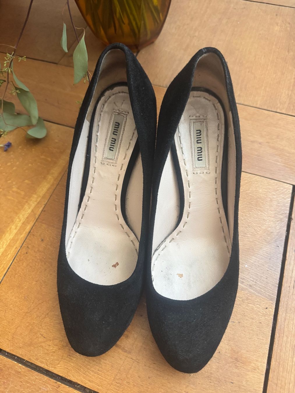 Miu Miu Scarpe da donna: Miu Miu (Prada )Wildleder Pumps Gr. 37,5 – Usato da Bern venduto da Velvetmoon 1