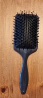 Brosses à cheveux noires