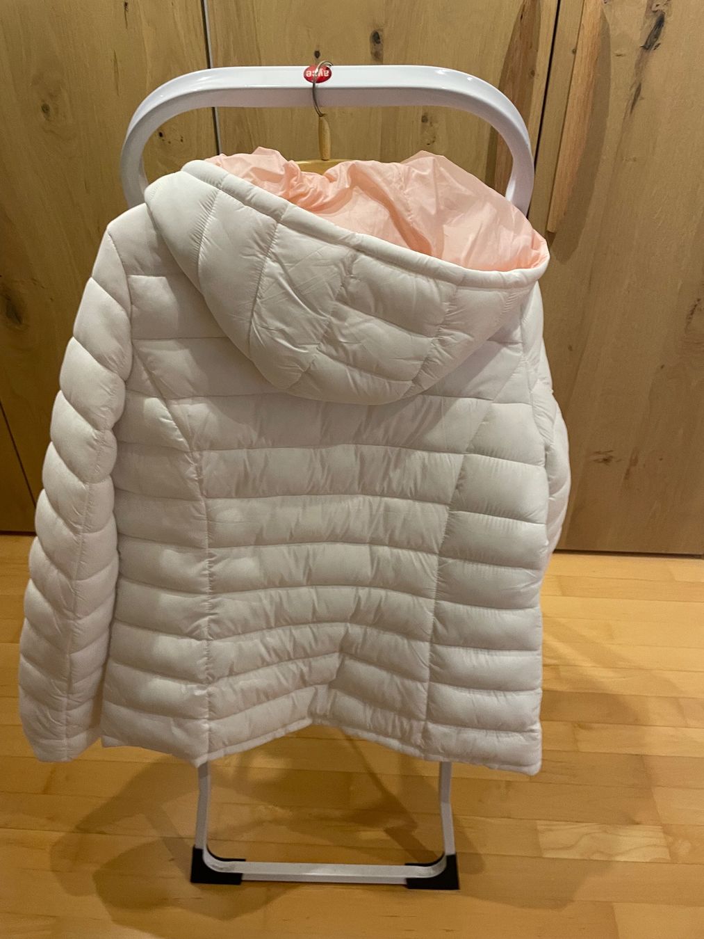 Vestes: Winterjacke weiss/rosa – D'occasion à Niederweningen par Goldstar01 2