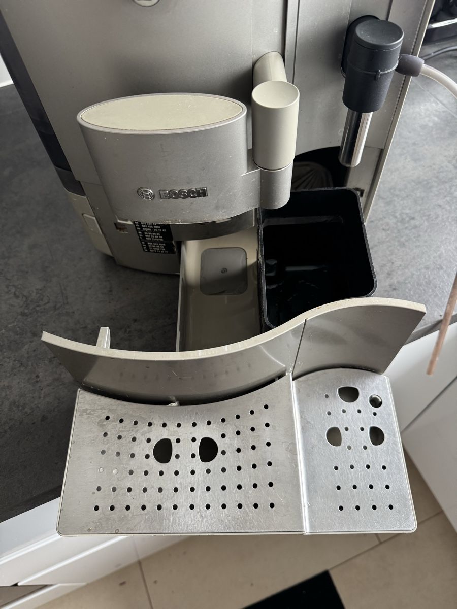 Bosch Macchine per caffè & Macchine per espresso: Kaffeemaschine Bosch  – Usato da Thalwil venduto da Nifili 1