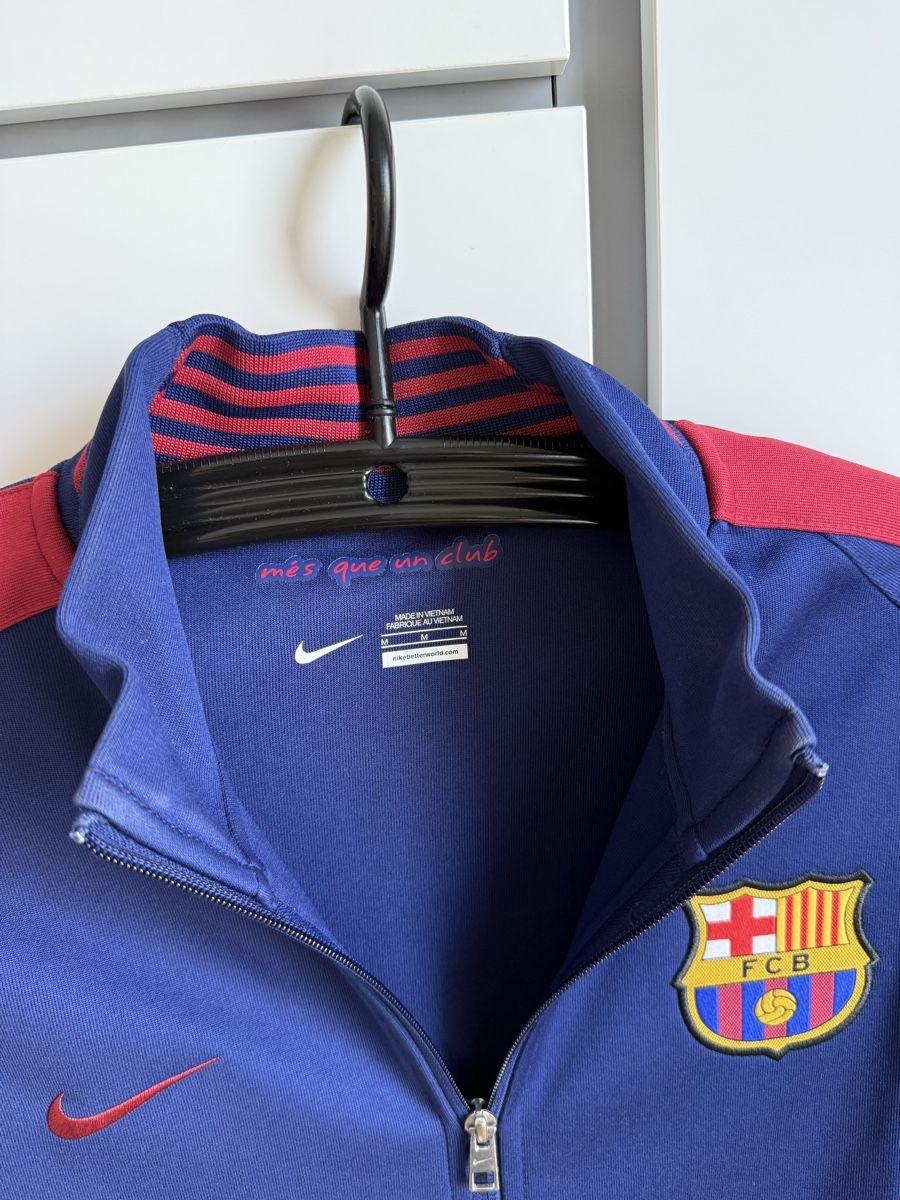 Nike Giacche: nike fc barcelona jacket – Usato da Genève venduto da luc_5q8p 1
