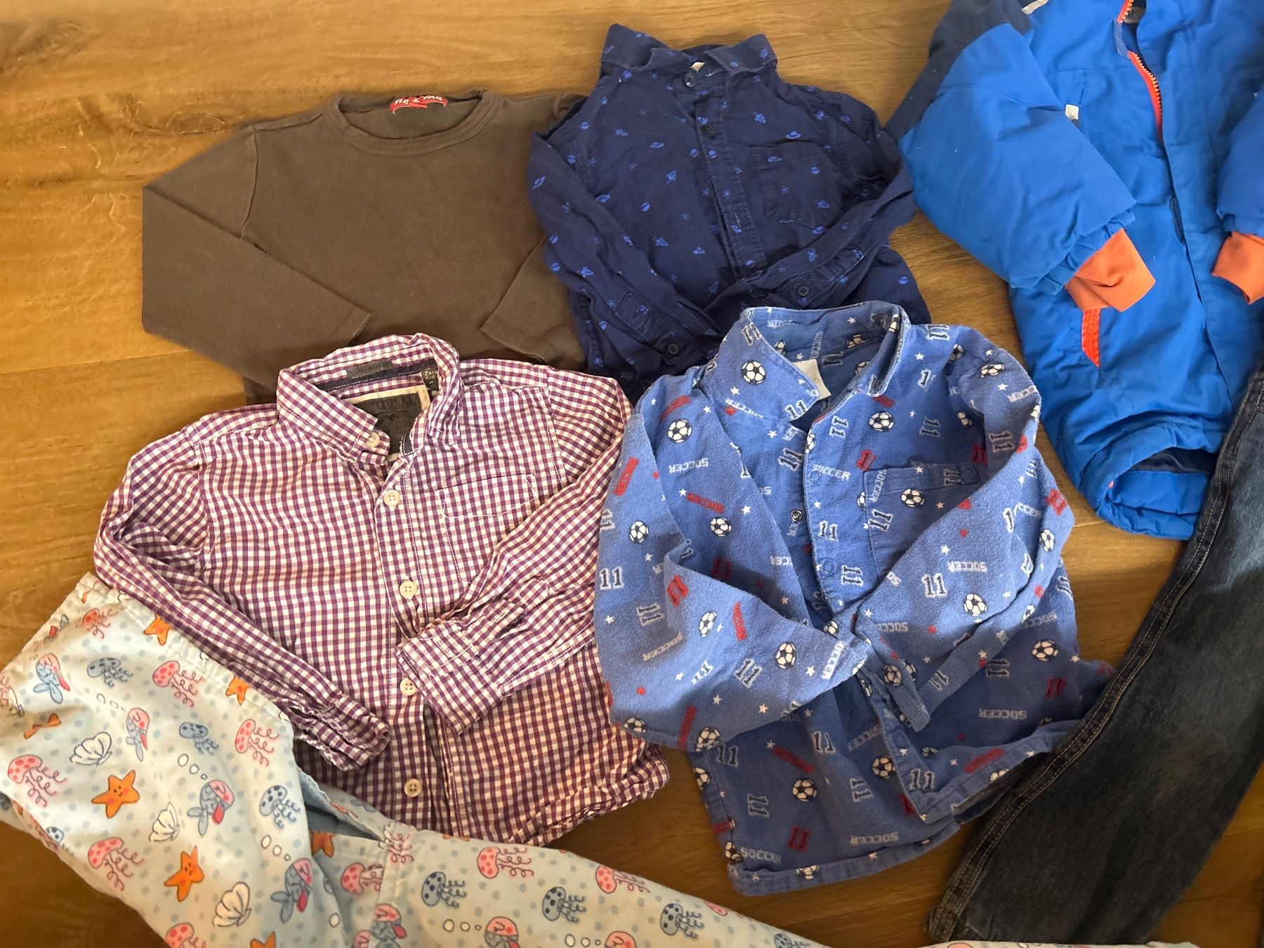 Ensembles coordonnés: Kleiderpaket Gr 98/104 Winterkleider – D'occasion à Regensdorf par Spyke55 1