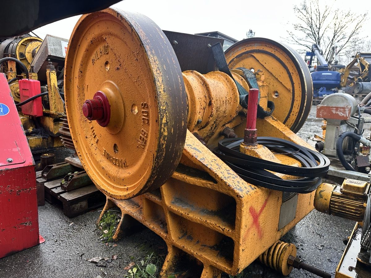 Toutes les machines: Steinbrecher, backenbrecher – D'occasion à lyssach par brax2019 2