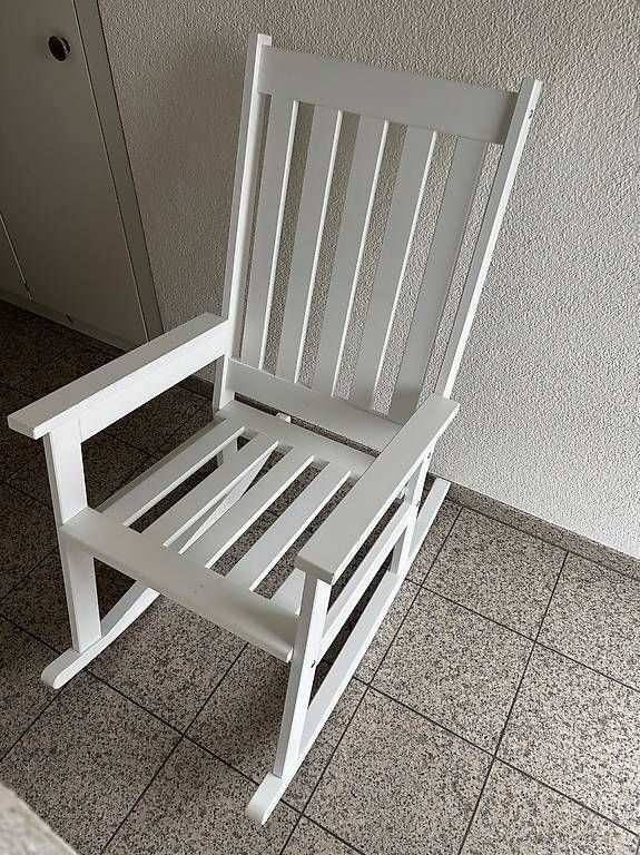 Sessel: Schaukel- oder Stillstuhl – Gebraucht aus Zug von van_ymd7