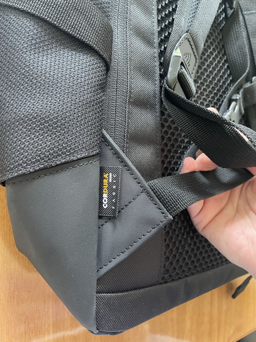 Adidas Zaini: Adidas Loadspring Backpack black  – Usato da Meilen venduto da val_tsv8 4