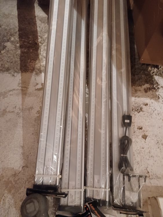 MiOYOOW Weiche Rohrbefestigung Für Aquarium – Aluminium-Klemme, S & L Größen – Leckage-Schutz Für Filterrohre