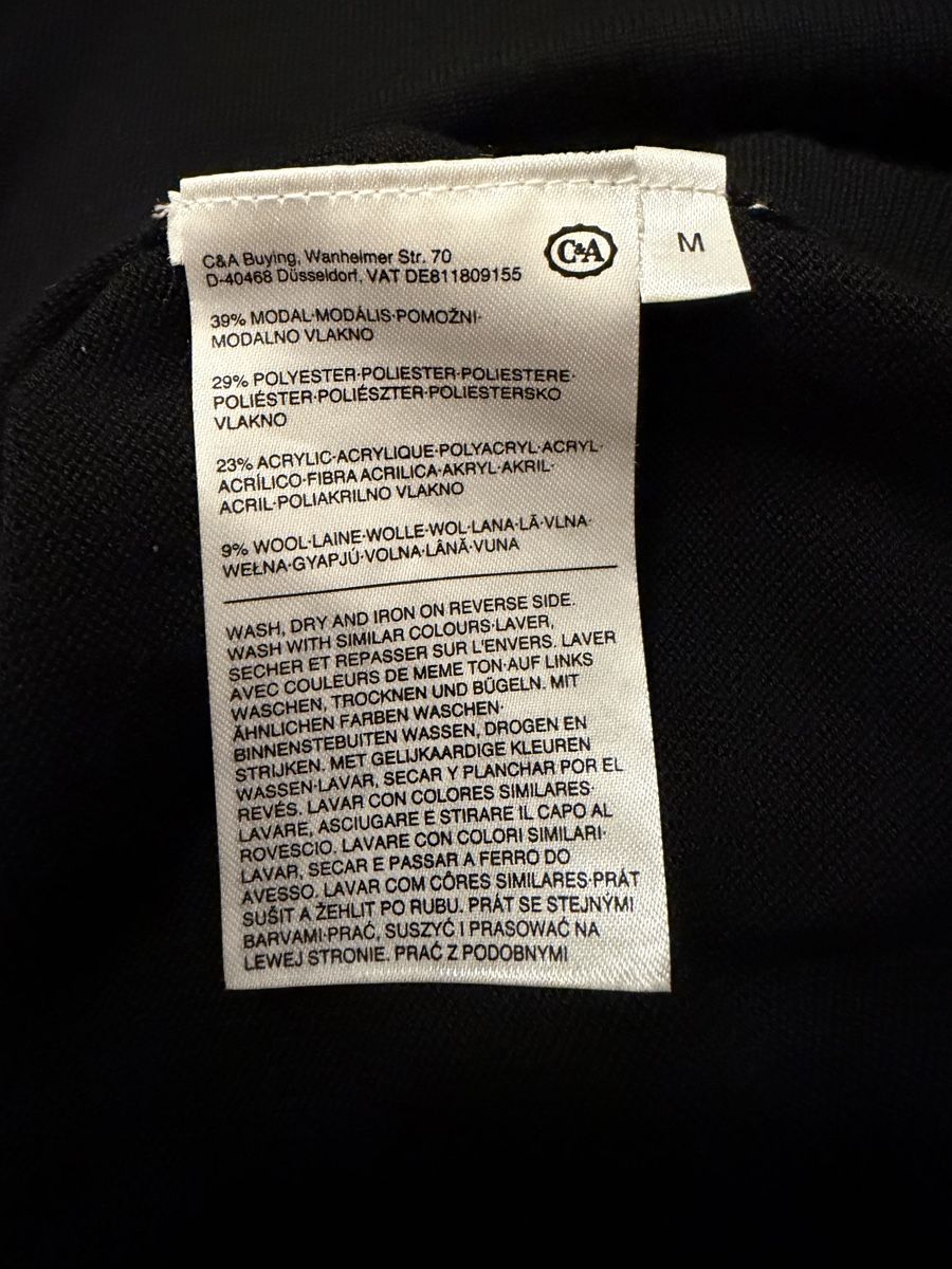 C&A Pulls & Sweat-shirts: Schwarzer Rollkragenpullover, C&A, Grösse M. – D'occasion à Adliswil par StephanieAnnina 4