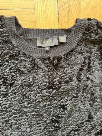Sale‼️New stylish sweater size S