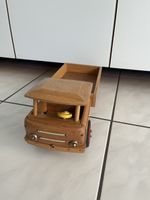 Holzlastwagen antik Spielzeug Vintage