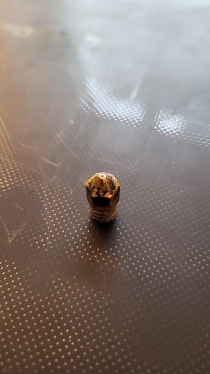 Creality Ender 3 V2 mit CR-Touch und Zubehör 8