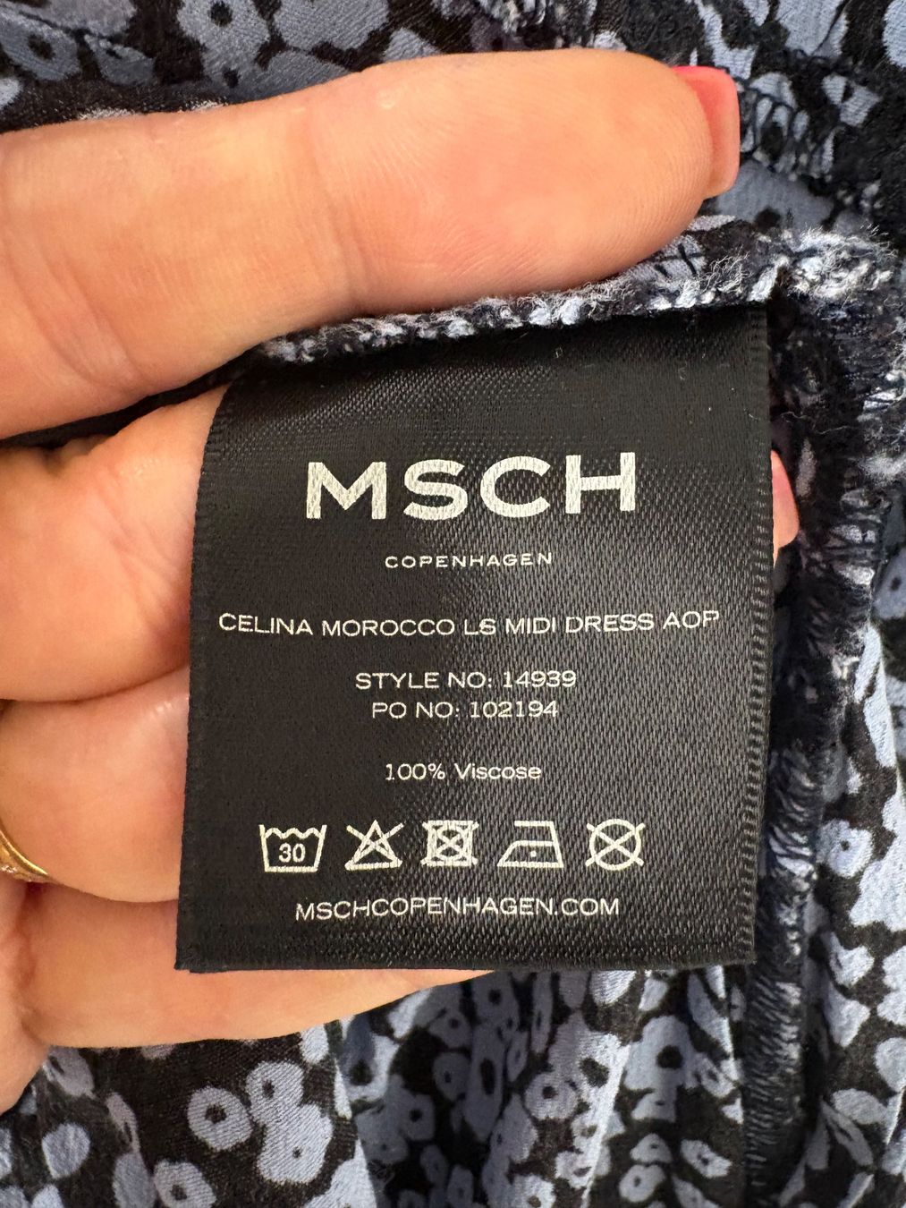 Vestiti: MSCH Kleid Blumenmuster schwarz/hellblau Gr. XS/S Viskose – Nuovo (secondo la descrizione) da Regensdorf venduto da secondchancefashion 5