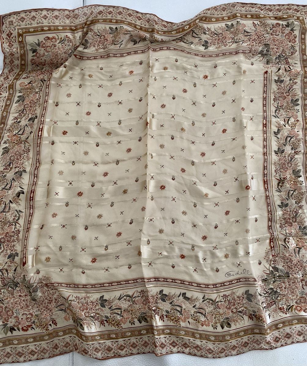 Codello Foulards, Tücher & Schals: Codello Seiden Foulard 🌸 – Gebraucht aus Opfikon von Luis144 6
