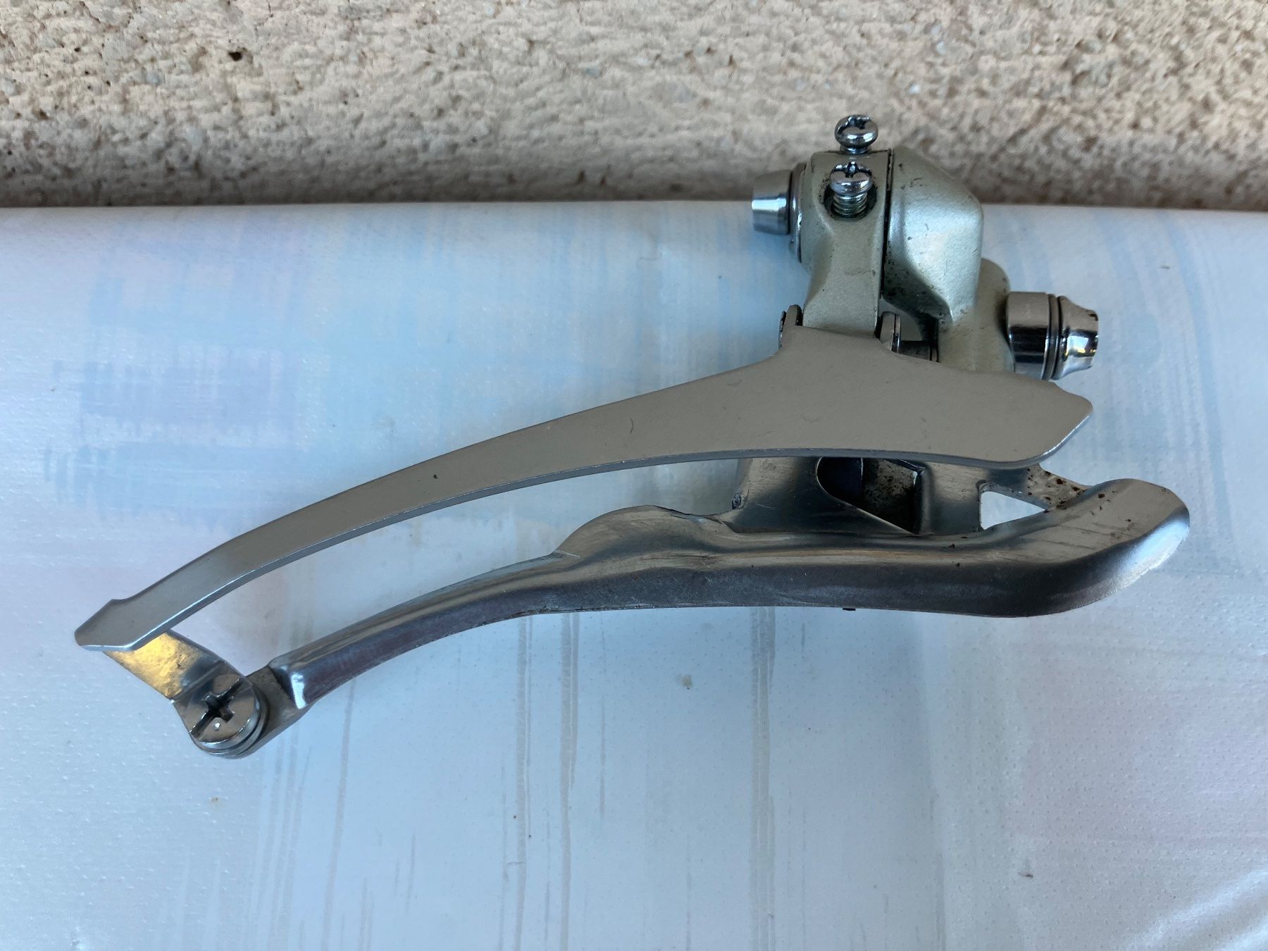 Shimano Pezzi di ricambio: Shimano 105, FD-1056 Umwerfer – Usato da Trimbach venduto da cendira 1