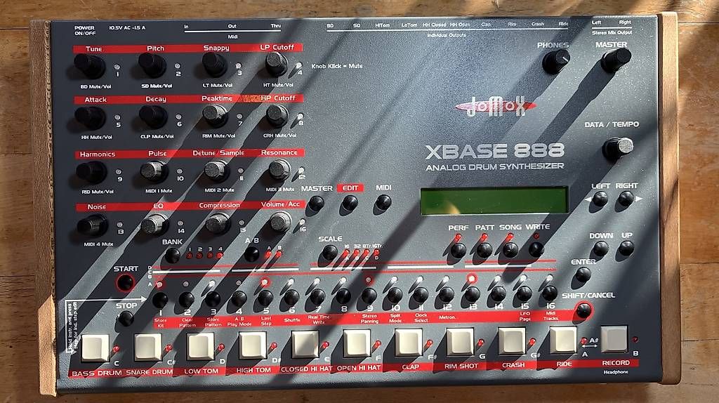 Jomox Musikinstrumente: Jomox XBase 888 – Gebraucht aus Turgi von Ssebii
