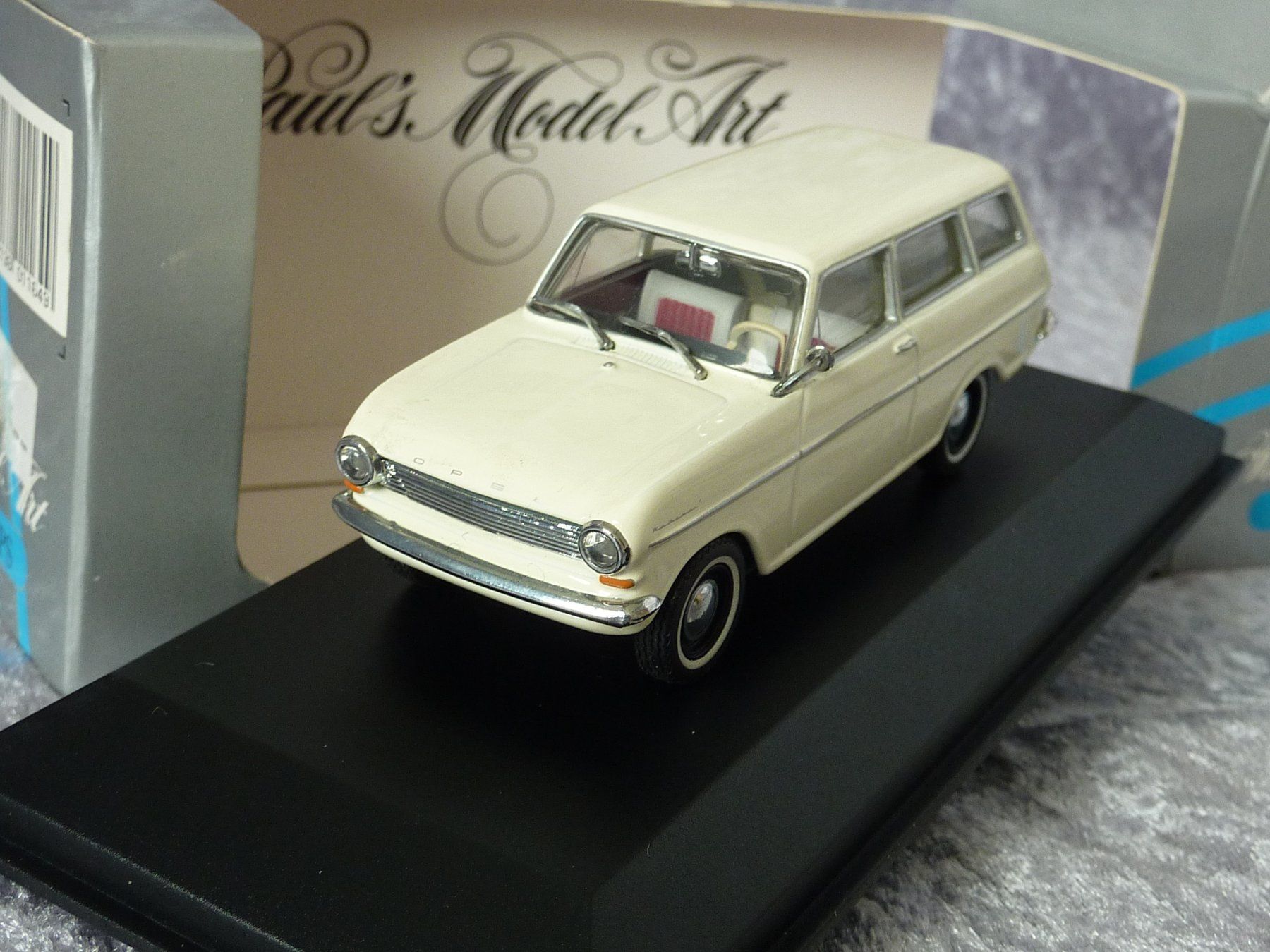 Minichamps Modellautos: Opel Kadett A Caravan  1:43 – Neu und originalverpackt aus Dürrenäsch von modellautos4you